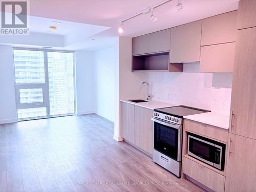 3310-100 Queen St E, Toronto, ON, M5C0B5 | Card Image
