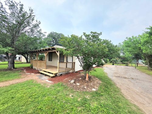 8082 County Road 604, Brownwood, TX, 76801-0091 | Card Image