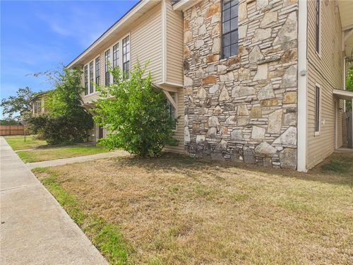 a-1108 Welsh Ave, College Station, TX, 77840-4374 | Card Image