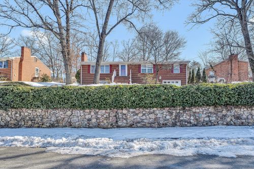 3552 Forester Rd Sw, Roanoke, VA, 24015-4432 | Card Image