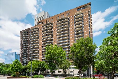 2011-620 Peachtree St Ne, Atlanta, GA, 30308-2384 | Card Image
