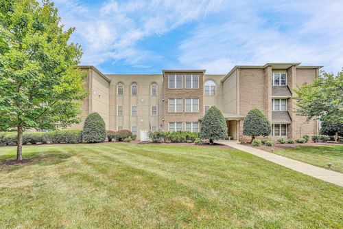 208-4865 Glen Ivy Ln, Roanoke, VA, 24015 | Card Image