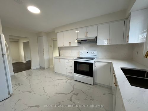 617 W 5th St, Hamilton, ON, L9C3R1 | Card Image