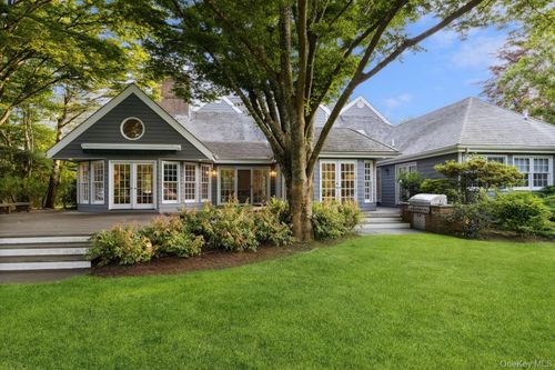 62 Beach Ln, Westhampton Beach, NY, 11978-2710 | Card Image