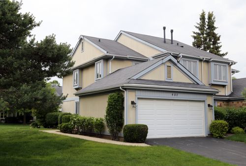 402 Catbird Ln, Deerfield, IL, 60015-3661 | Card Image
