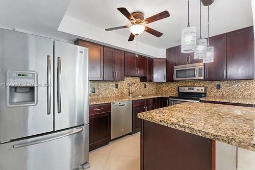 102-1400 Ne 54th St, Fort Lauderdale, FL, 33334-4954 | Card Image
