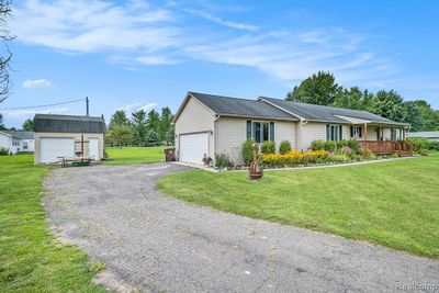 701 Chase Lake Road, Home with 3 bedrooms, 2 bathrooms and null parking in Cohoctah Twp MI | Image 3