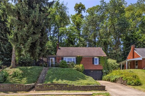 257 Maryellen Dr, N Versailles, PA, 15137-2446 | Card Image