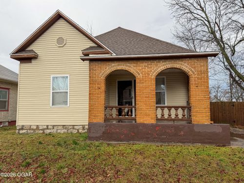 2109 S Connor Ave, Joplin, MO, 64804-1734 | Card Image