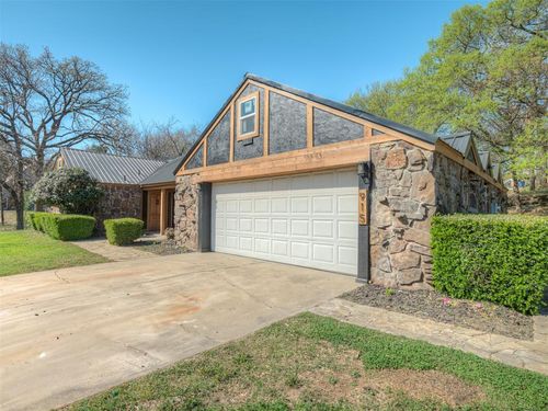 915 Hidden Lake Dr, Seminole, OK, 74868-4280 | Card Image