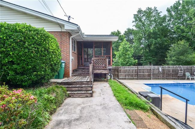 879 Old Tucker Rd, House other with 3 bedrooms, 2 bathrooms and 2 parking in Stone Mountain GA | Image 37