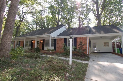 5400 Emerson Dr, Raleigh, NC, 27609-4564 | Card Image