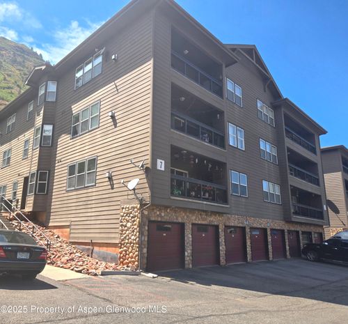 727-2701 Midland Ave, Glenwood Springs, CO, 81601-4027 | Card Image