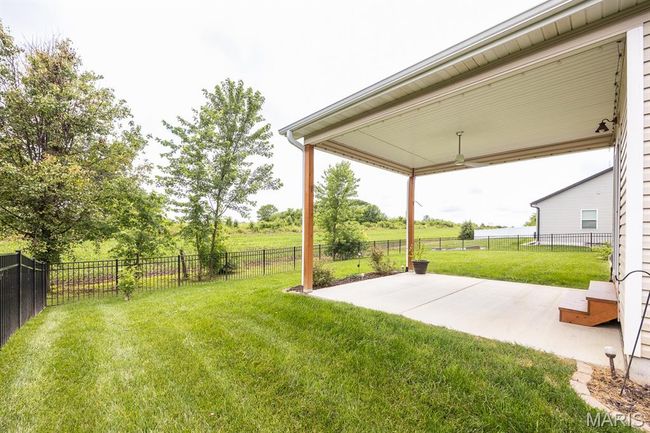 Covered Patio with fan for entertaining | Image 29