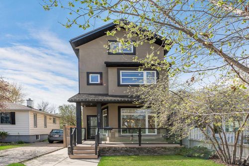 1217 18 Ave Nw, Calgary, AB, T2M0W3 | Card Image