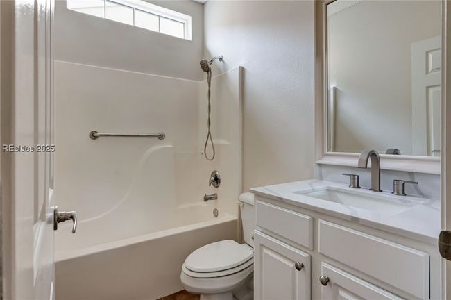 8 Biltmore Dr, House other with 3 bedrooms, 2 bathrooms and null parking in Bluffton SC | Image 21