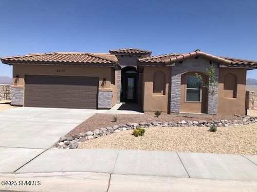 6572 Blackbird Rd, Las Cruces, NM, 88012-0879 | Card Image