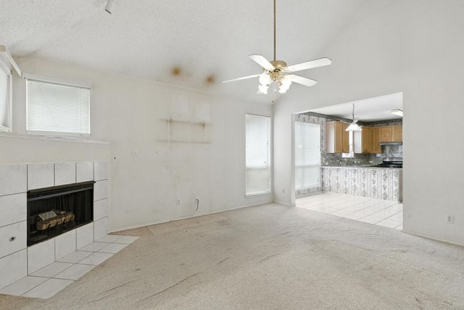 Downstairs living/dining area | Image 10