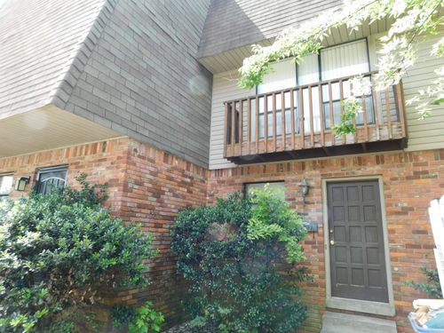 2203 Fendley Dr, North Little Rock, AR, 72114-1878 | Card Image