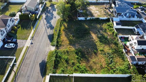lot-b-485 42nd St, Lindenhurst, NY, 11757-2440 | Card Image