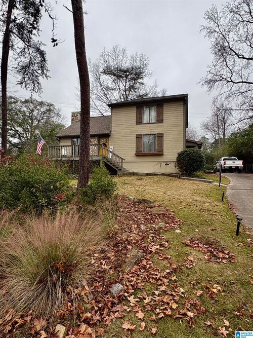 2244 Great Rock Rd, VESTAVIA HILLS, AL, 35216-2129 | Card Image