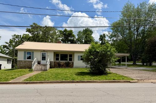 806 N Utah St, West Plains, MO, 65775-2054 | Card Image