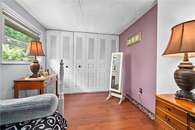 301 Holland Ct, Townhouse with 2 bedrooms, 2 bathrooms and 1 parking in Coraopolis PA | Image 20