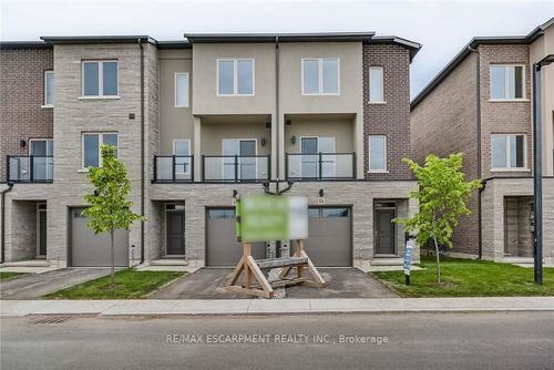 14 Clear Valley Lane, Mount Hope, ON, L0R1W0 | Card Image