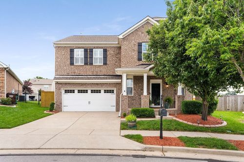 1205 Riverbirch Way, Hermitage, TN, 37076-3592 | Card Image