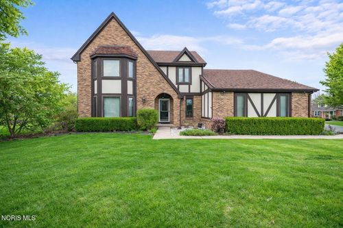 730 Ashbury Dr, Perrysburg, OH, 43551-2969 | Card Image