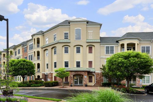 2211 Xanadu Ln, Wall Township, NJ, 07719-5508 | Card Image