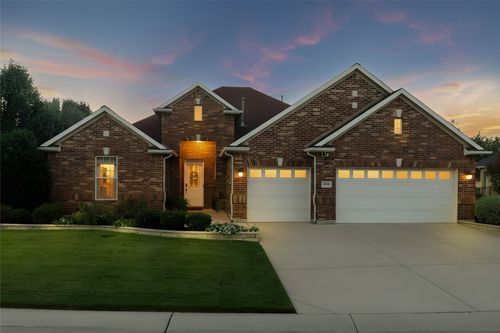 9004 Freeport Dr, Denton, TX, 76207-6784 | Card Image