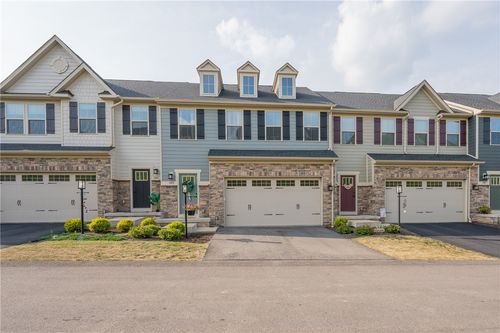 6003 Kapalua Ln, Jeannette, PA, 15644-1205 | Card Image