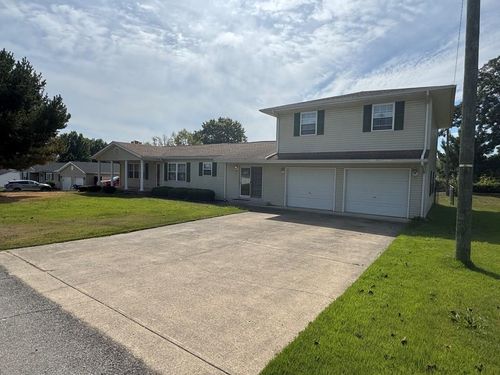 716 Connie Ave, Wheelersburg, OH, 45694-9220 | Card Image