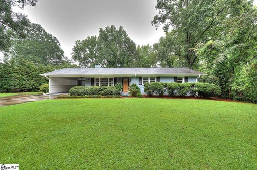 4 Lynn Dr, Taylors, SC, 29687-3817 | Card Image