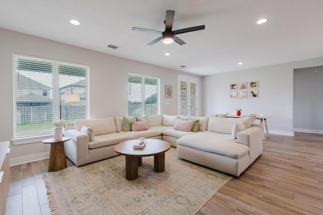Living room with lots of natural light | Image 5