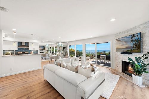 29-25822 Dana Blf W, Dana Point, CA, 92624-1219 | Card Image