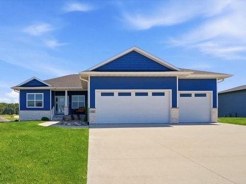 209 Willow Oak Drive, Hudson, IA, 50643 | Card Image
