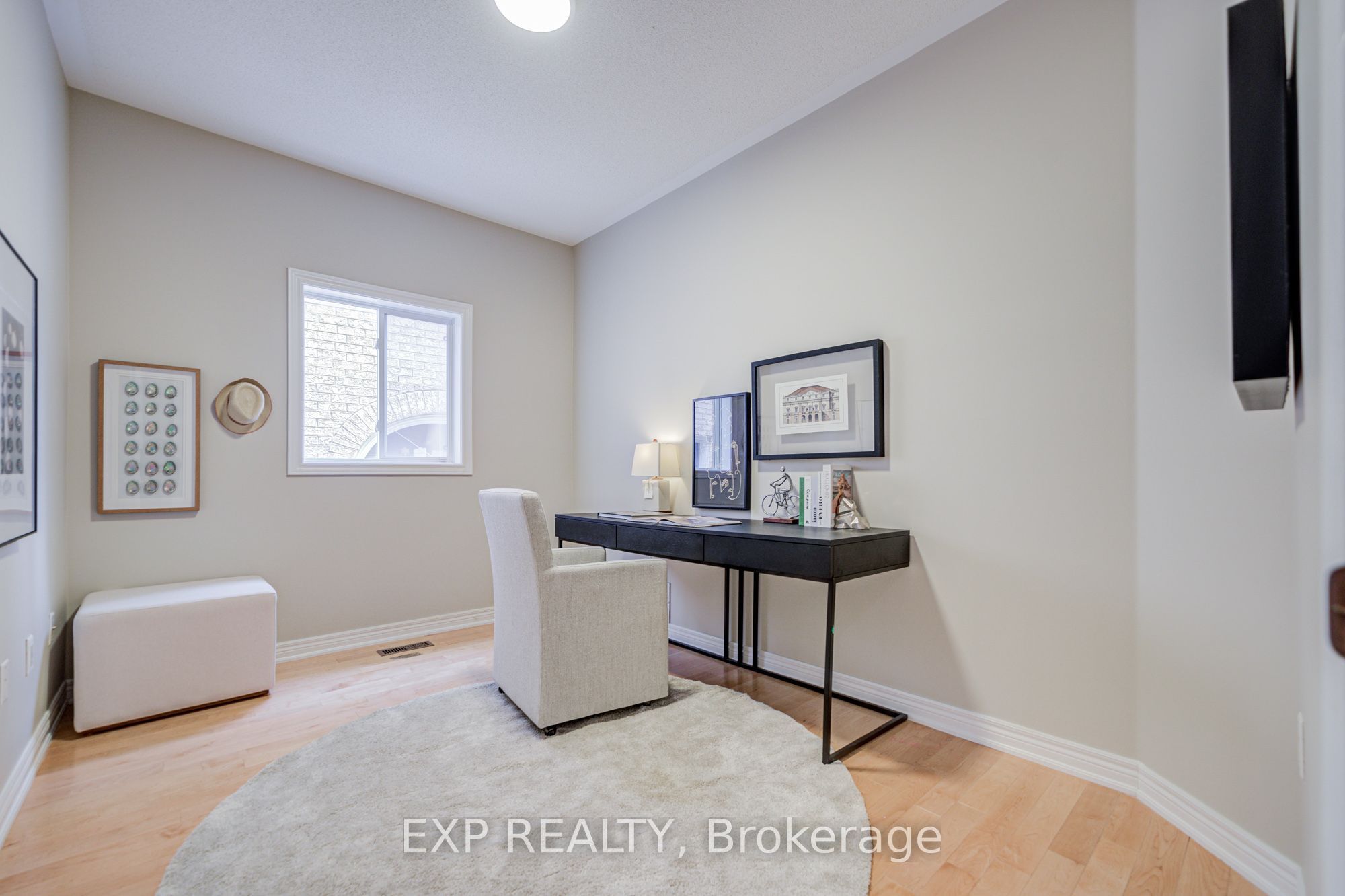 Residential in Richmond Hill 4