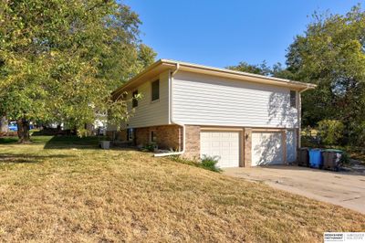 5839 S 92nd Circle, House other with 3 bedrooms, 1 bathrooms and 2 parking in Omaha NE | Image 2