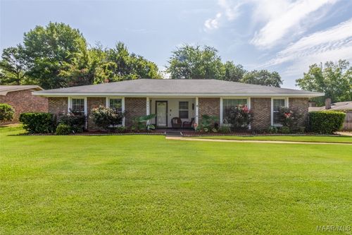 3443 Fieldcrest Dr, Montgomery, AL, 36111-3311 | Card Image