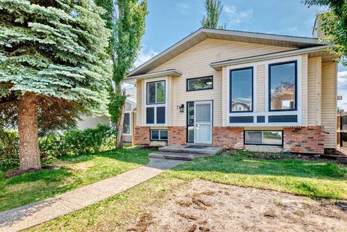 77 Shawfield Way Sw, Calgary, AB, T2Y2Y1 | Card Image