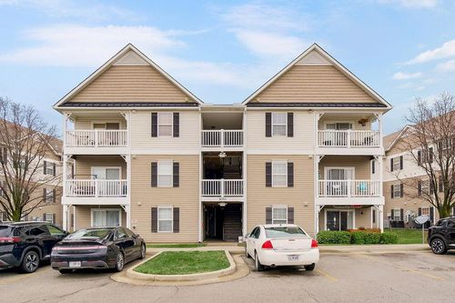 unit-3d-8010 N Drury Ave, Kansas City, MO, 64119-7812 | Card Image