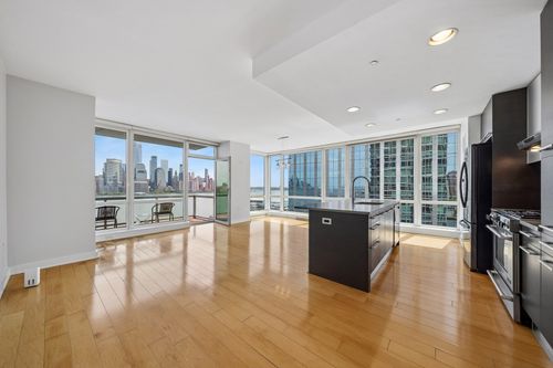 1605-2 2nd St, Jersey City, NJ, 07302-7033 | Card Image