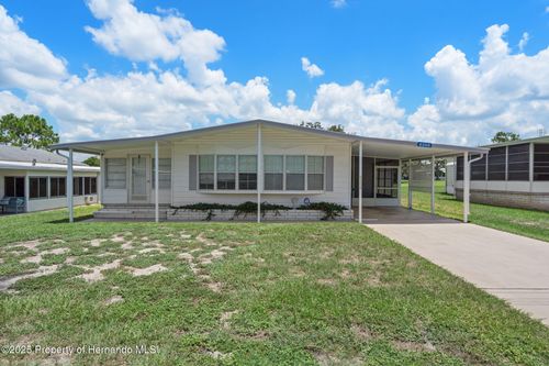 8208 Fiesta St, Brooksville, FL, 34613-2611 | Card Image