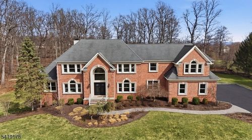 4 Michele Xing, Flemington, NJ, 08822-4115 | Card Image