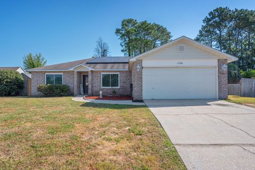 1226 Northview Dr, Crestview, FL, 32536-2211 | Card Image