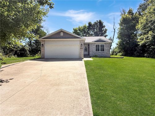 5665 Timber Lake Rd, Decatur, IL, 62521-6200 | Card Image