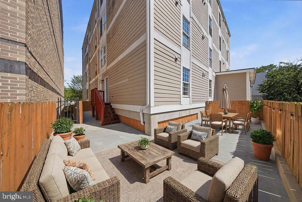 Residential in WASHINGTON 2