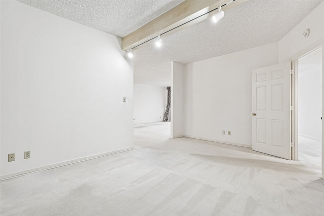 APT-821 - 5200 Keller Springs Rd, Condo with 3 bedrooms, 3 bathrooms and null parking in Dallas TX | Image 15